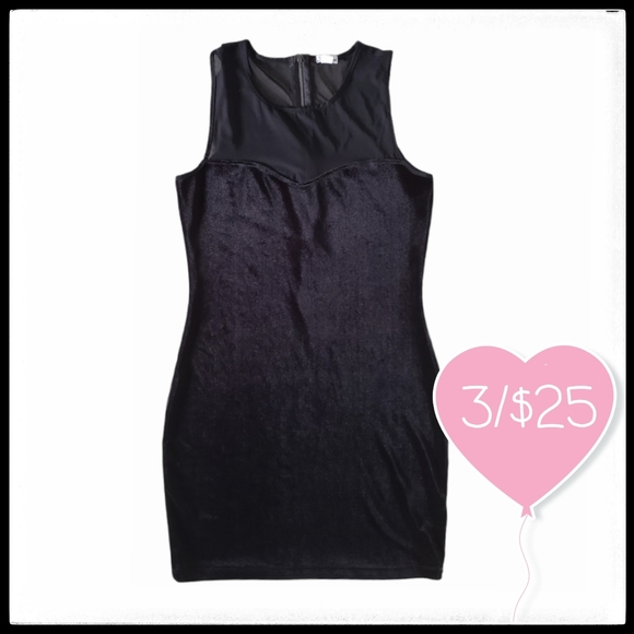 ⭐3/$25⭐ Garage Sweetheart Velvet Dress